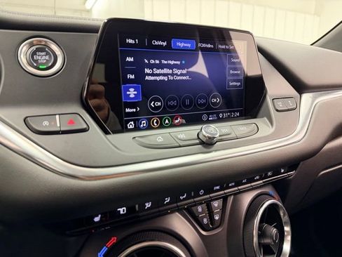 Used 2020 Chevrolet Blazer LT w/ Sound & Technology Package image 14