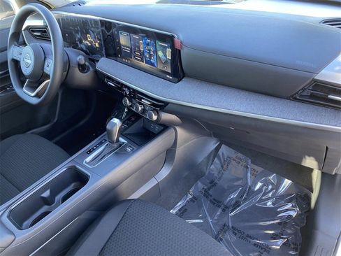 New 2026 Nissan Kicks S image 10