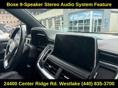 Used 2022 GMC Yukon XL SLT w/ SLT Premium Package AWD/4WD image 14