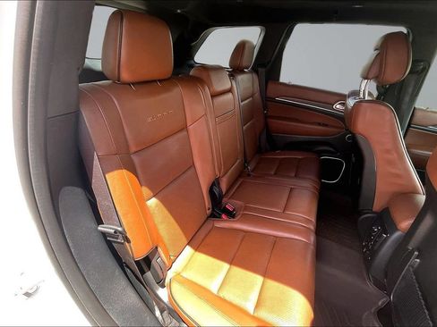 Used 2019 Jeep Grand Cherokee Summit w/ Platinum Series Group AWD/4WD image 26