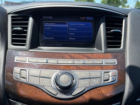 Used 2013 INFINITI JX35 AWD w/ Premium Pkg image 10