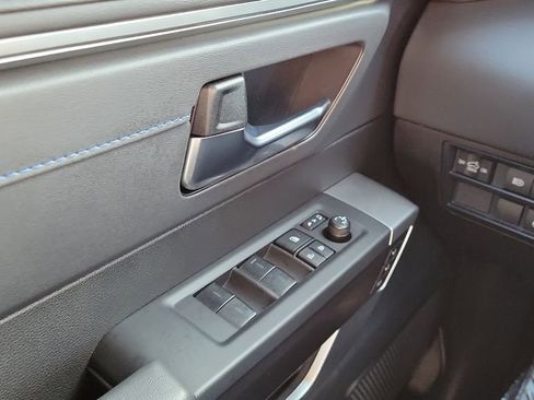 Used 2025 Toyota Tundra Platinum AWD/4WD image 20
