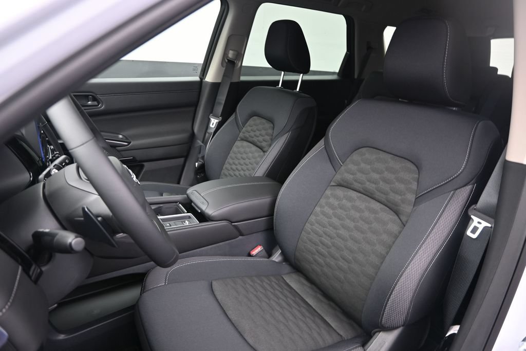 New 2026 Nissan Pathfinder SV FWD image 15