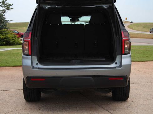 Used 2023 Chevrolet Tahoe RST w/ Luxury Package AWD/4WD image 9