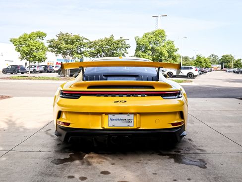 Used 2022 Porsche 911 GT3 RWD image 9