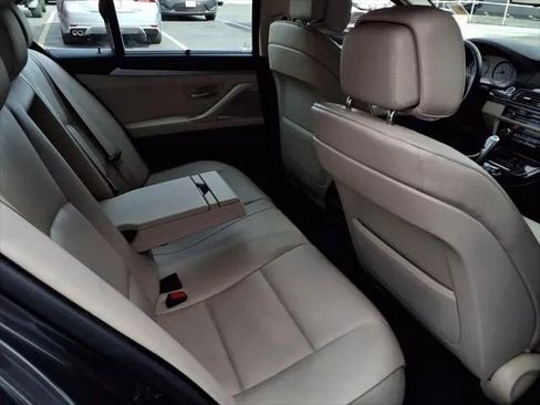 Used 2011 BMW 535i xDrive Sedan image 7