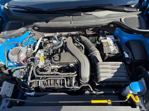 New 2026 Volkswagen Taos SE AWD/4WD image 16