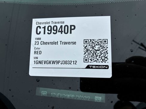 Certified 2023 Chevrolet Traverse LT w/ LPO, Floor Liner Package image 33