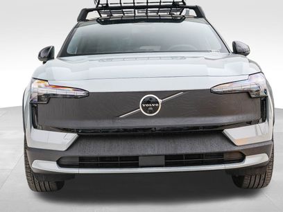 New 2026 Volvo EX30 Cross Country Ultra w/ Protection Package Premier