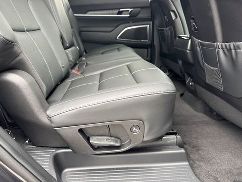 New 2025 Kia Telluride EX image 15