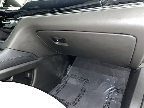 Certified 2024 Cadillac XT6 Sport w/ Technology Package image 26