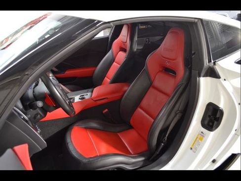 Used 2019 Chevrolet Corvette Z06 image 11