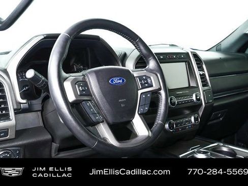Used 2021 Ford Expedition Max XLT image 4