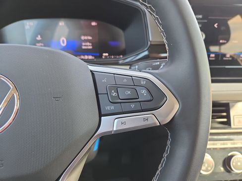 Certified 2025 Volkswagen Taos S image 12