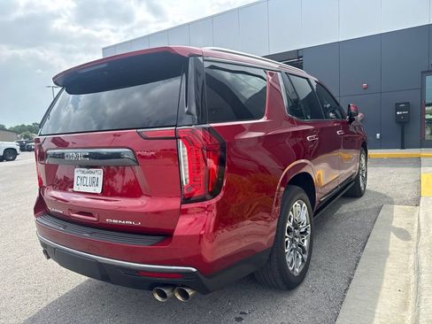 Used 2023 GMC Yukon Denali Ultimate AWD/4WD image 4