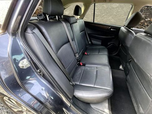 Used 2015 Subaru Outback 2.5i Limited image 25