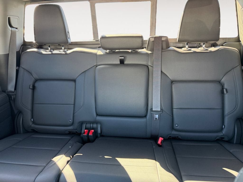 Used 2024 Chevrolet Silverado 1500 RST w/ Convenience Package II AWD/4WD image 13