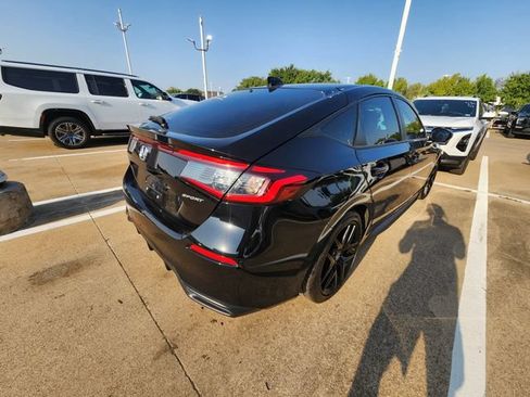 Used 2025 Honda Civic Sport image 4