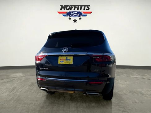 Used 2024 Buick Enclave Essence w/ Sport Touring Edition image 4