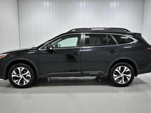 Used 2021 Subaru Outback Limited XT AWD/4WD image 26