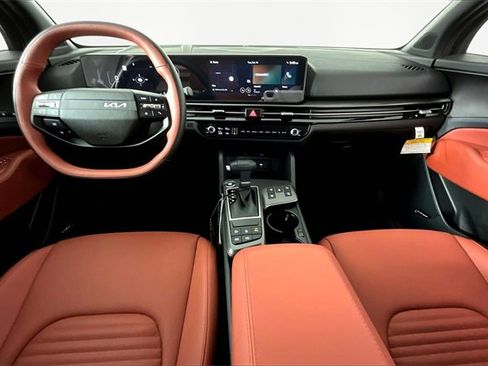 New 2026 Kia Sportage SX image 6