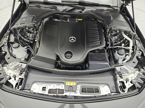 Certified 2025 Mercedes-Benz CLE 450 4MATIC Coupe image 16