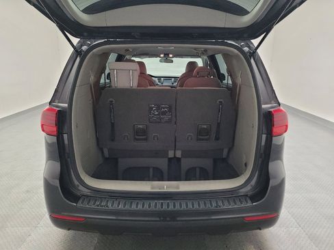 Used 2020 Kia Sedona LX FWD image 29