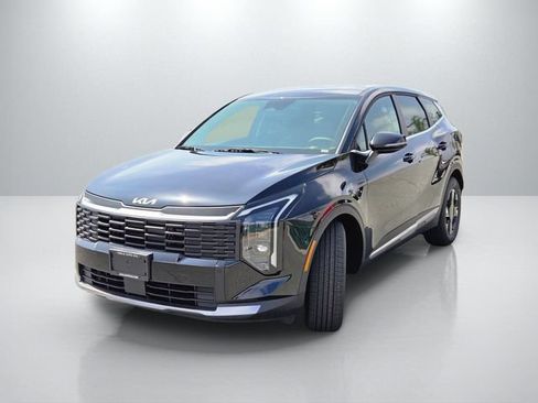New 2026 Kia Sportage LX FWD image 8