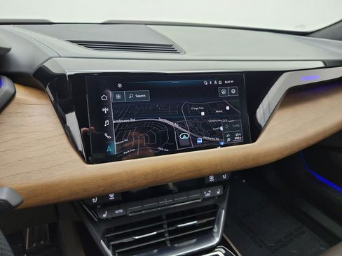 Used 2022 Audi RS e-tron GT image 13