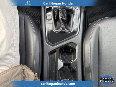 Used 2024 Volkswagen Tiguan SE R-Line image 25