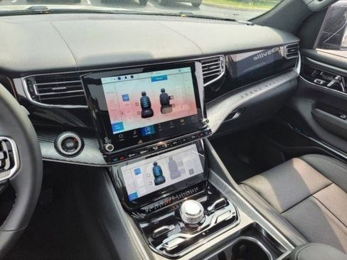 New 2023 Jeep Grand Wagoneer Series II w/ Quick Order Packagew 28T image 35