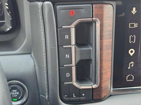 Certified 2024 GMC Yukon Denali Ultimate AWD/4WD image 30
