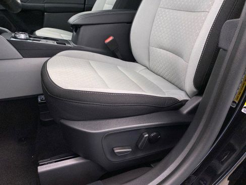 New 2025 Ford Escape Active w/ Active Premium Tech Pack image 17