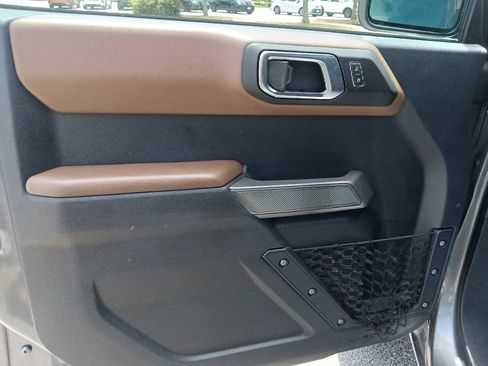 Used 2023 Ford Bronco Outer Banks AWD/4WD image 11