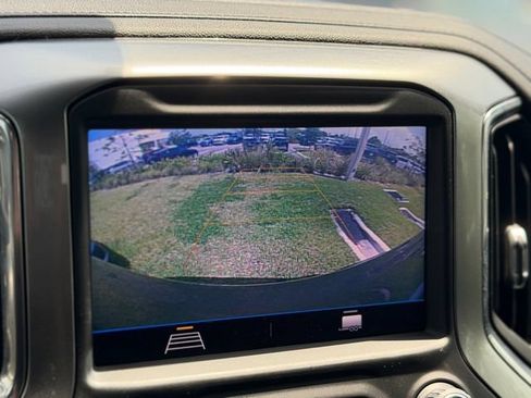 Used 2021 Chevrolet Silverado 1500 LT w/ Bed Protection Package RWD image 28