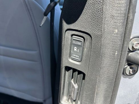 Used 2018 Honda Odyssey EX-L image 41