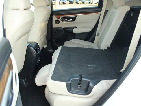 Used 2019 Honda CR-V Touring image 19