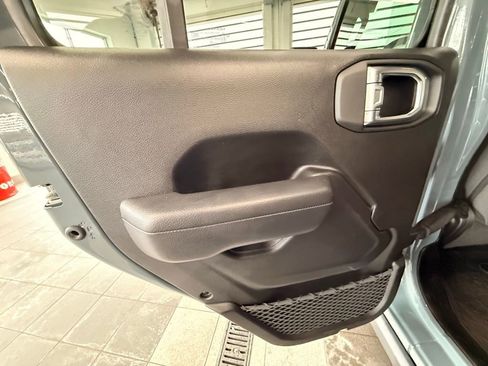 Used 2025 Jeep Wrangler Willys 4xe image 33