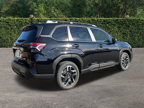 New 2025 Subaru Forester Limited image 4