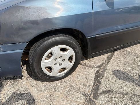 Used 2006 Ford Freestar SE FWD image 15