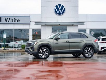 New 2026 Volkswagen Atlas Cross Sport SE