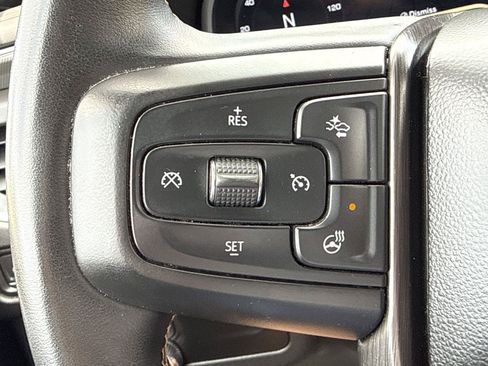 Used 2023 GMC Yukon XL AT4 w/ AT4 Premium Package AWD/4WD image 23