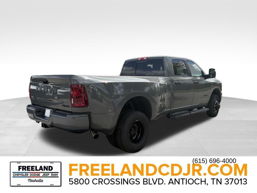 New 2026 RAM 3500 Big Horn AWD/4WD image 3