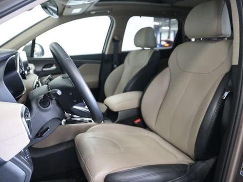 Used 2019 Hyundai Santa Fe AWD image 18