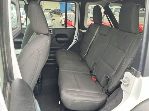Used 2021 Jeep Wrangler Unlimited Sport AWD/4WD image 25