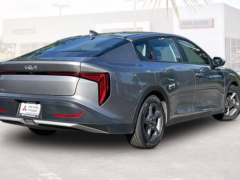 Used 2025 Kia K4 FWD image 30