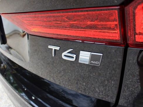 Used 2019 Volvo XC60 T6 Inscription AWD/4WD image 14