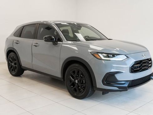 Used 2023 Honda HR-V Sport image 8