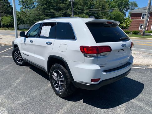 Used 2021 Jeep Grand Cherokee Limited w/ Luxury Group II AWD/4WD image 4