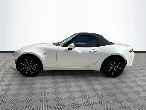 Used 2024 MAZDA MX-5 Miata Grand Touring image 4